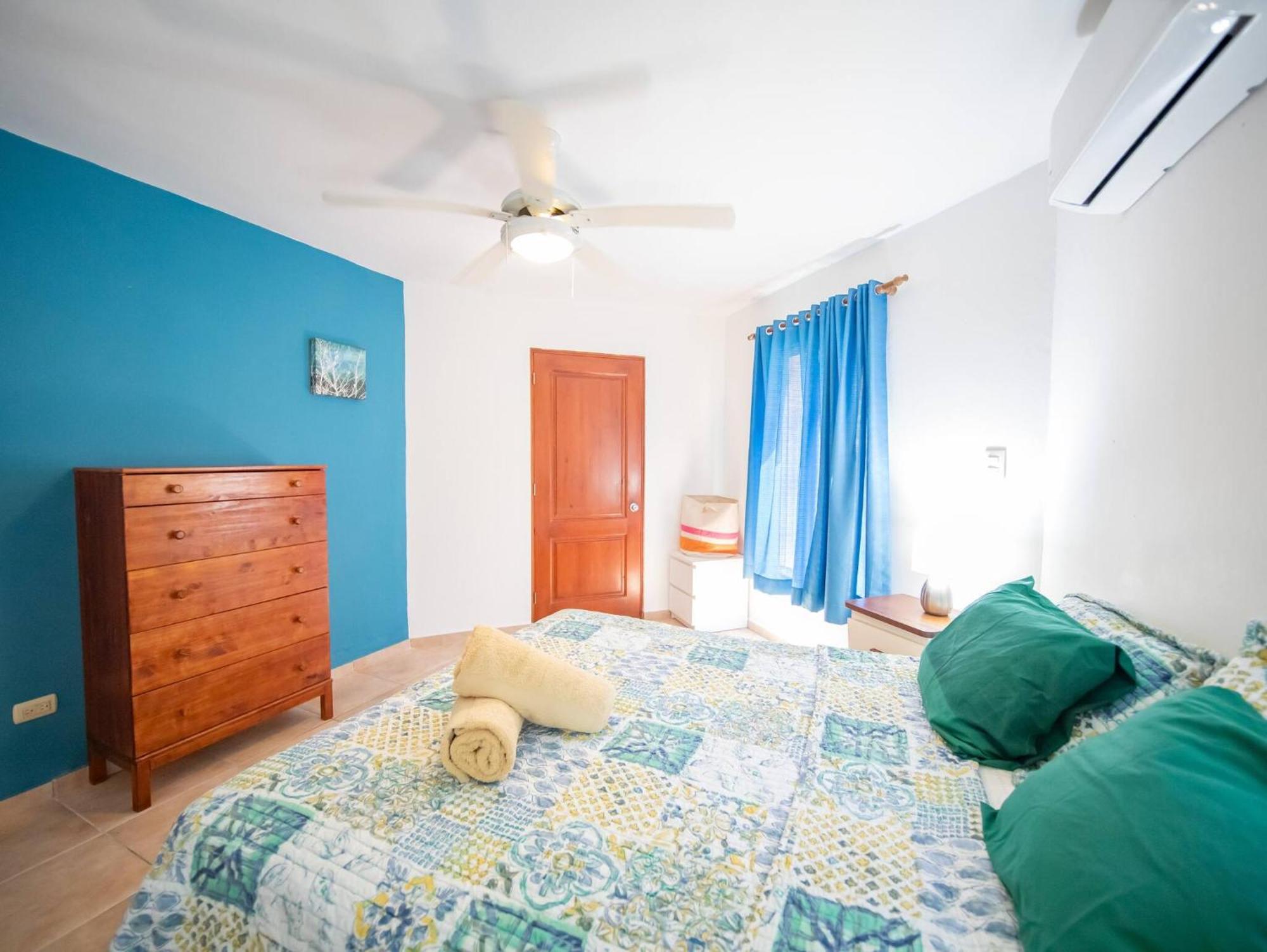 Room In Guest Room - 2Br Caribbean Condo In Cabarete Center Exteriör bild
