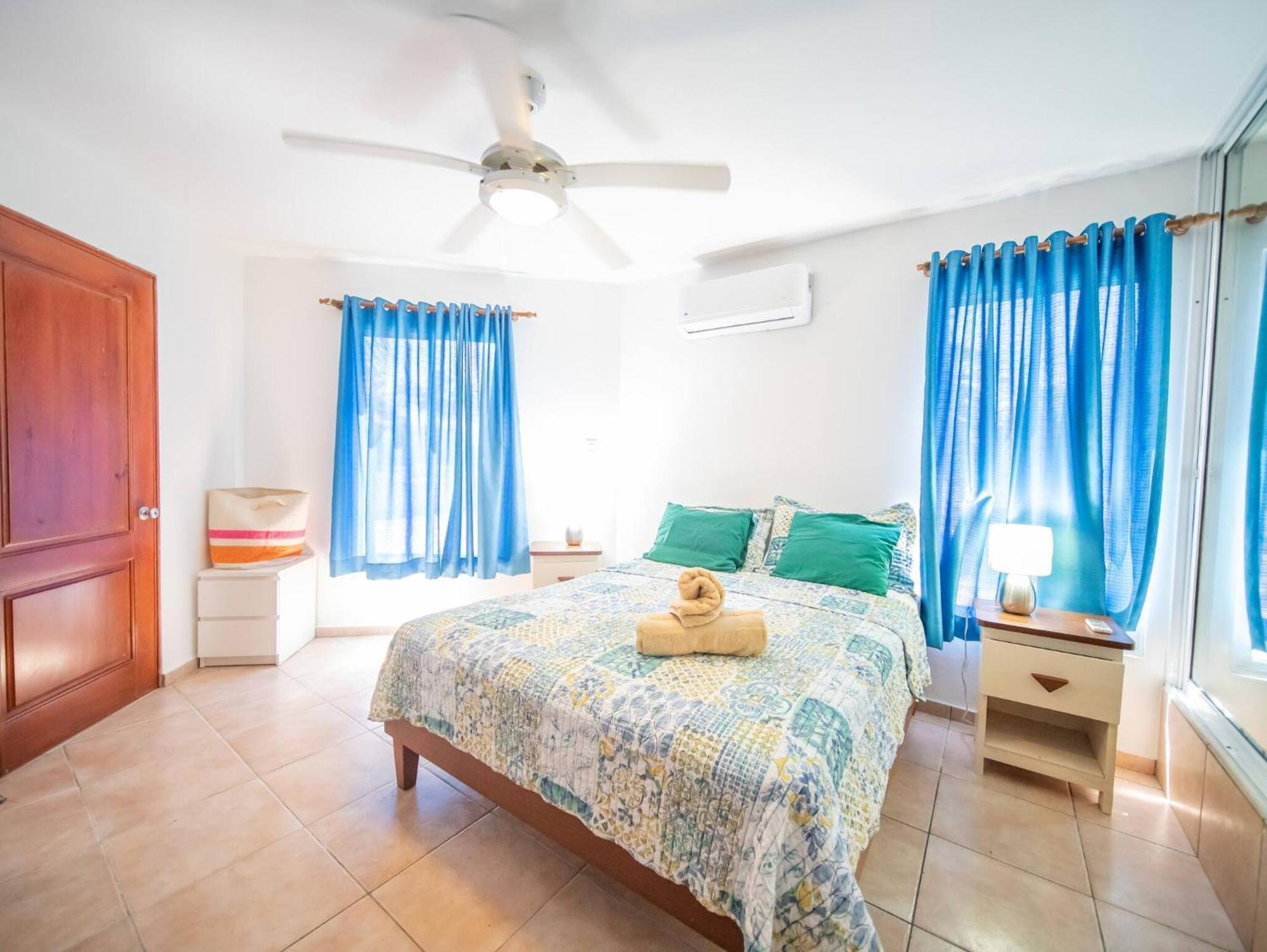 Room In Guest Room - 2Br Caribbean Condo In Cabarete Center Exteriör bild